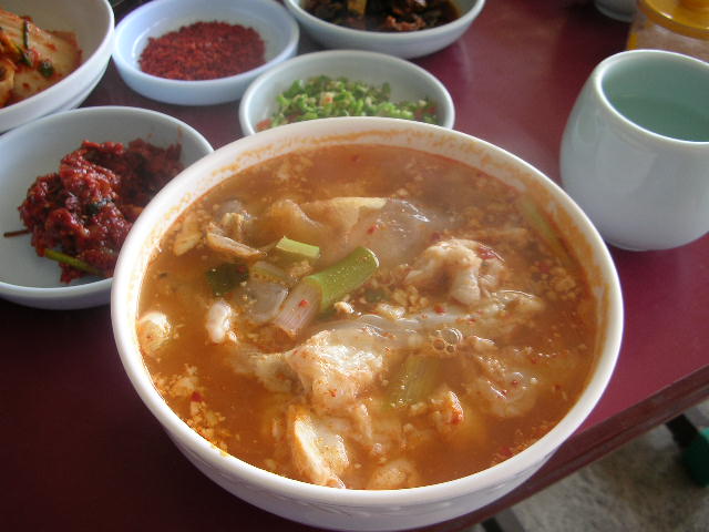 속초곰치국 이미지